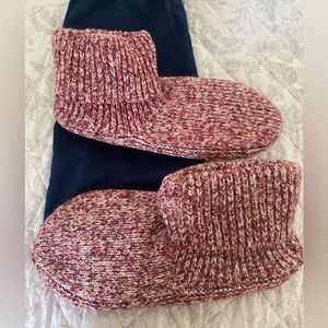NWT Women’s Bombas Sherpa Lined Slippers